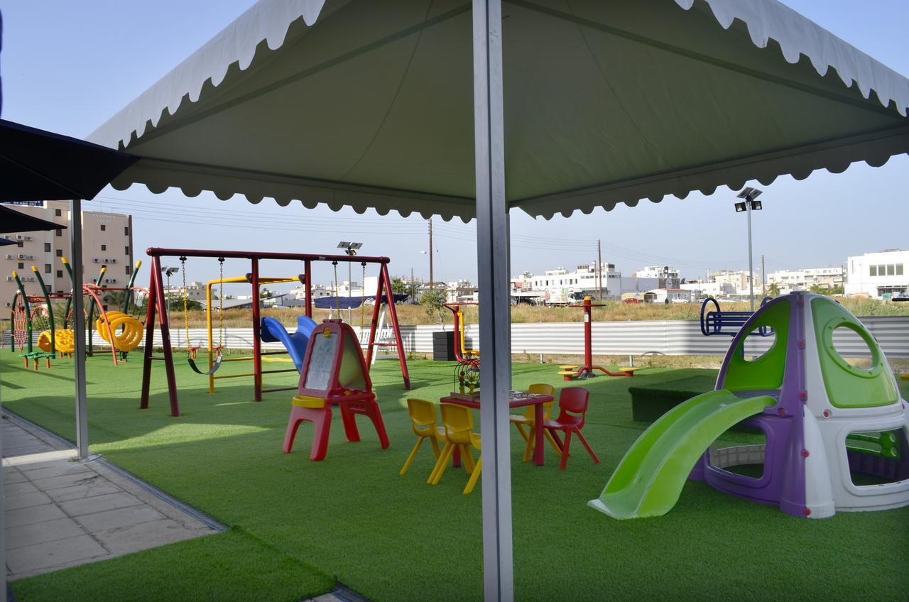 Alora Apartments 拉纳卡 外观 照片